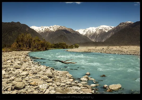 A Beautiful Day on the River - photo 3