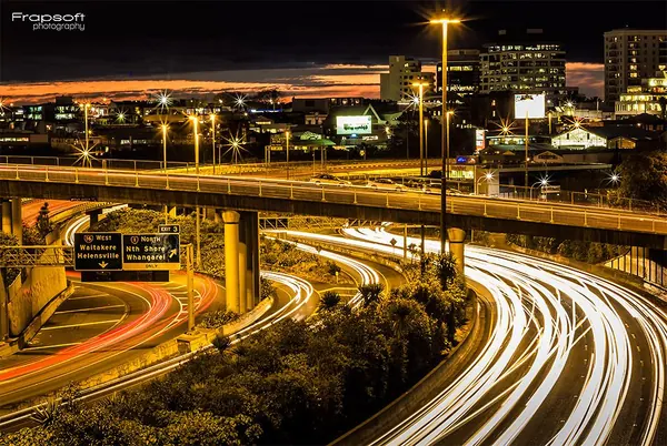 Another Night in the Streetz of Auckland City - photo 3