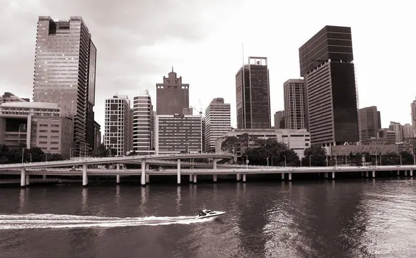 Brisbane City – Part II - photo 7