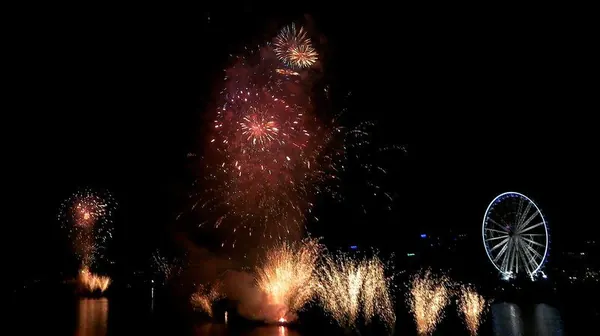 New Years Eve in Brisbane City - photo 3