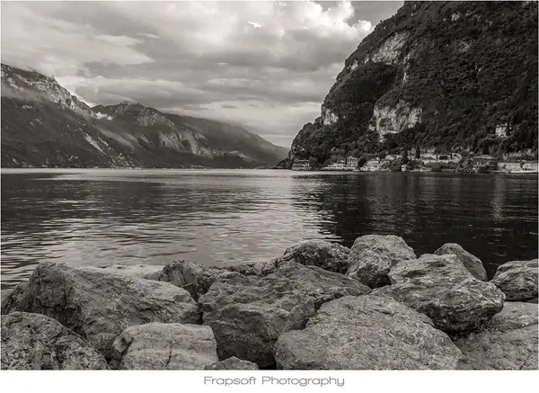 Lago Di Garda (Gardasee) Outlook - photo 2