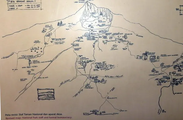 Hiking Rinjani Volcano - photo 3