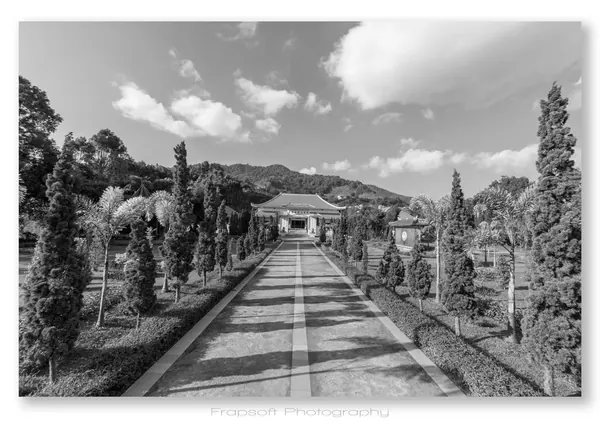Mixed Pictures From Asia - photo 4