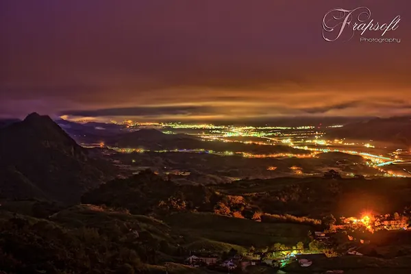Nighttime in Taiwan - photo 3